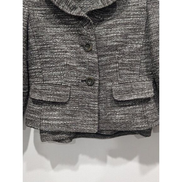 Ann Taylor Gray & White Boucle Wool Blend Blazer & Mini Skirt Suit Set, 8/8P - Picture 3 of 13